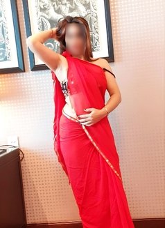 Ziya - escort in Mumbai Photo 26 of 29