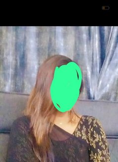 Ziya - puta in Pune Photo 1 of 3