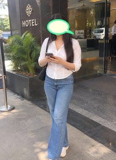Ziya Sharma (virtual and meat). Sex chat - puta in Hyderabad Photo 1 of 6