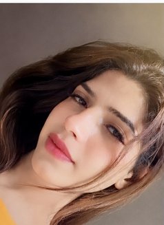 Ziyaa - Acompañantes transexual in Noida Photo 8 of 8