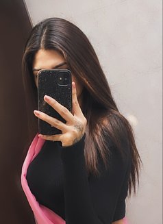 Ziyaa - Transsexual escort in Noida Photo 5 of 9