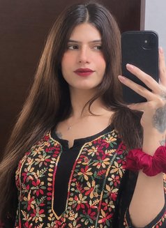 Ziyaa - Transsexual escort in Noida Photo 9 of 9
