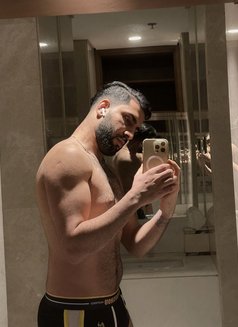 Ziyad Amir - Male escort in Khobar Photo 6 of 8