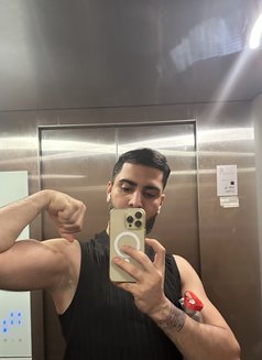 Ziyad Amir - Male escort in Khobar Photo 8 of 8