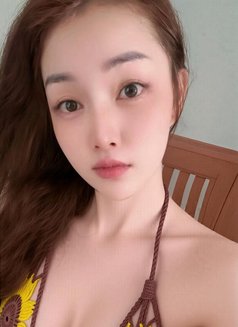 Zizi - adult performer in Jakarta Photo 3 of 6