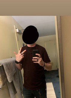 Zman - Male escort in Yokosuka Photo 1 of 2