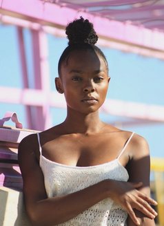 Zodiac Zozo - masseuse in Nairobi Photo 2 of 9