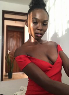 Zodiac Zozo - masseuse in Nairobi Photo 4 of 9