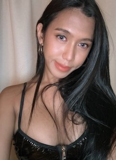 Zoe Akane - Transsexual escort in Bangkok Photo 2 of 8