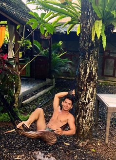 Zoe Bali - Male escort in Bali Photo 4 of 8
