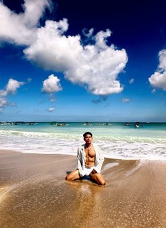 Zoe Bali - Male escort in Bali Photo 7 of 8