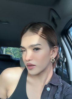 Zoe Goes Both - Acompañantes transexual in Manila Photo 6 of 9