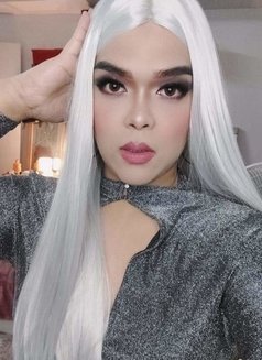 Zoe Hale - Transsexual escort in Manila Photo 4 of 7