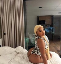 Freda - escort in Doha