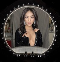 Zoe QUEEN OF MASSIVE DICK🌭 FUNCTIONAL - Transsexual escort in Abu Dhabi Photo 27 of 27