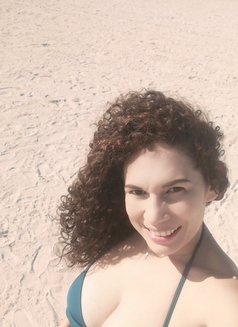 Zoe Venezolana - escort in Abu Dhabi Photo 7 of 16
