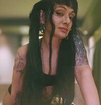 Zoe Wyldre - escort in Montreal