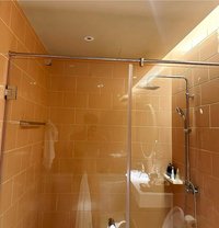 Zoey.Body2Body - Transsexual escort in Ajmān