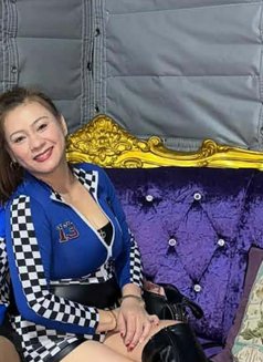 Zoey - escort in Kuala Lumpur Photo 2 of 4