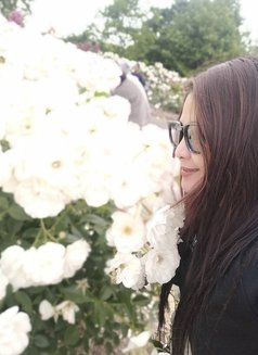 Zoey - escort in Kuala Lumpur Photo 6 of 8