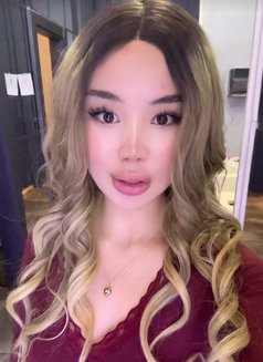 Zoey - escort in Dubai Photo 14 of 16