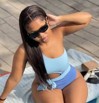 Zoey - puta in Accra