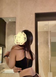 Zoey - escort in Muscat Photo 3 of 9
