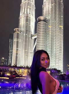 Zofia - escort in Bangkok Photo 3 of 8
