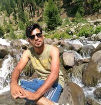 Zohaib - Male escort in Lahore