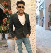 Zohaib - Male escort in Lahore