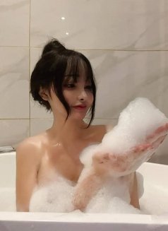 Zol - Transsexual escort in Muscat Photo 2 of 5