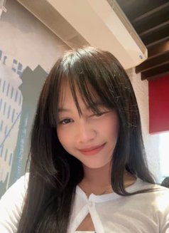 Zolliana Katrice - escort in Manila Photo 5 of 6