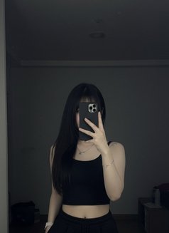 Zomzom - escort in Bangkok Photo 6 of 7