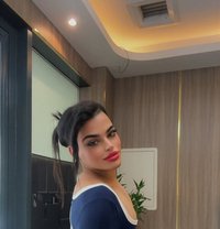 Zona - Transsexual escort in Dubai