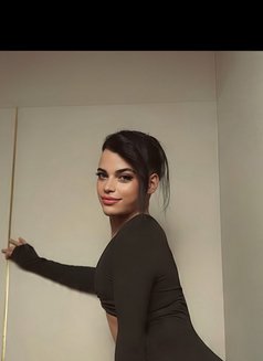 Zona - Acompañantes transexual in Dubai Photo 4 of 6