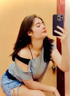 Zoni - escort in Doha Photo 1 of 4