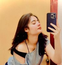 Zoni - escort in Doha