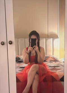 Zoni only out call - puta in Doha Photo 4 of 7