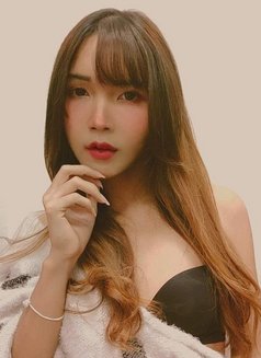 Zonya - Acompañantes transexual in Muscat Photo 2 of 3