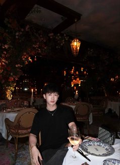 Zoo Hot Gay From Thailand - Acompañantes masculino in Riyadh Photo 3 of 6
