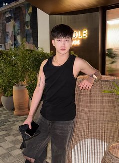 Zoo Hot Gay From Thailand - Male escort in Riyadh Photo 9 of 9