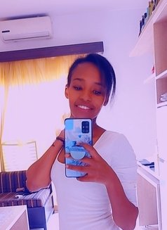 Zora Bana - puta in Beirut Photo 4 of 9