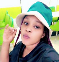 Zora - puta in Indore