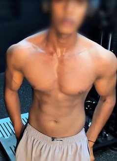 Zoro - Intérprete masculino de adultos in Chennai Photo 1 of 2