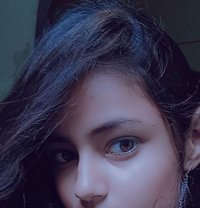 Azra Air Hostess - puta in Hyderabad