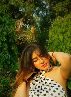 Zoya Ali - escort agency in Dubai Photo 4 of 7