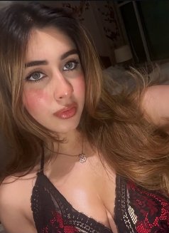 Zoya Ali - escort agency in Dubai Photo 6 of 7