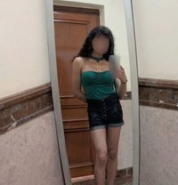Zoya ~ An Independent Petite Princess ~ - Transsexual escort in Mumbai
