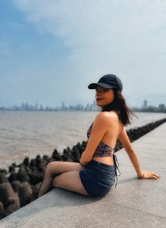Zoya ~ An Independent Princess - Transsexual dominatrix in Mumbai Photo 8 of 8