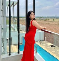 Zoya - escort in Kochi